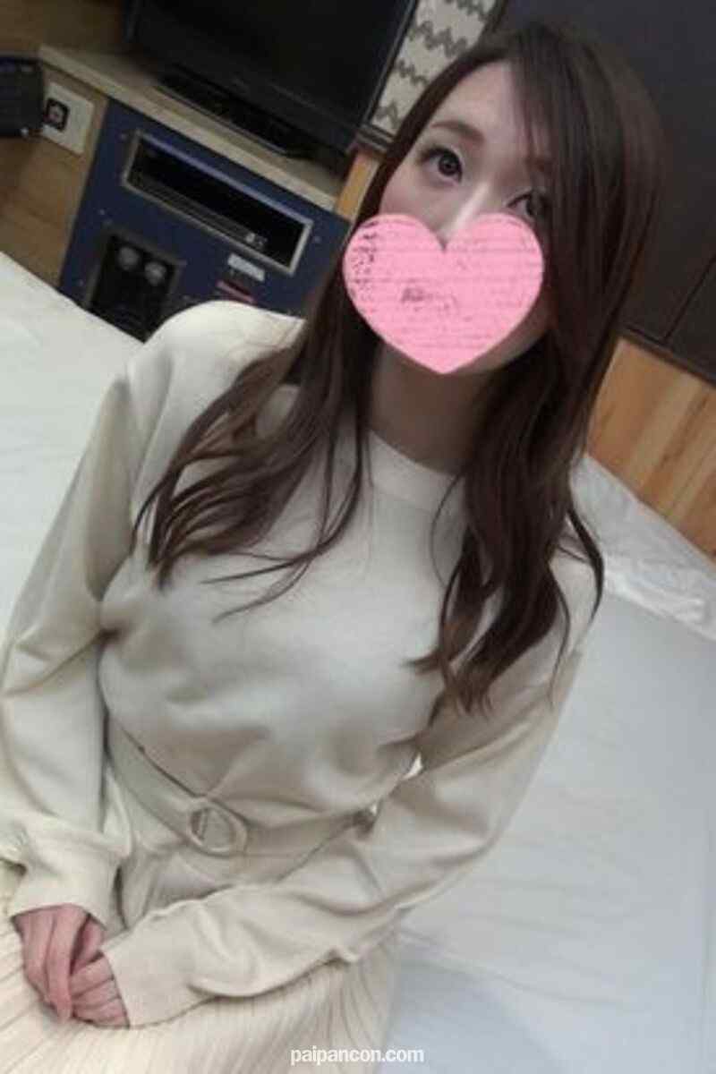 FC2-PPV-1288053 - 初撮り♥️完全顔出し♪164/44の色白スレンダー♥️美しすぎるエレベーターガール☆清楚系美女のエロすぎる禁断SEX♥クールビューティな22歳がカメラの前で初めての中出しされちゃいます♥️ cover.jpg