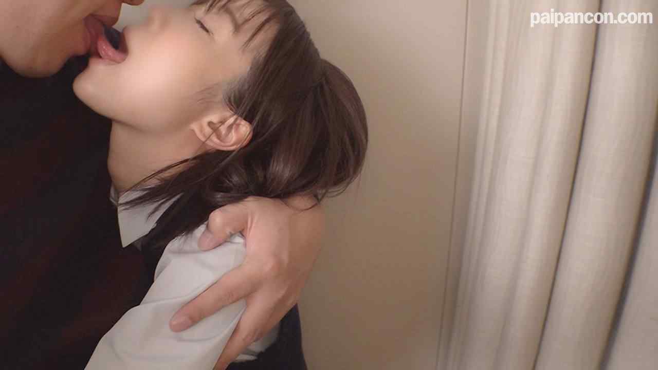 FC2-PPV-2481390 - ☆うんぐっ、うんぐっ！まん汁美味しい☆自分の娘と同じ年の**J〇の新鮮10代まんこを執拗にクンニしました