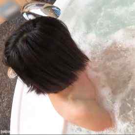 FC2-PPV-3158948 - 【夫妻・ハメ撮り】旦那から投稿がありました。本妻との妊活記念動画らしく昼間から交尾をする夫婦の動画です。