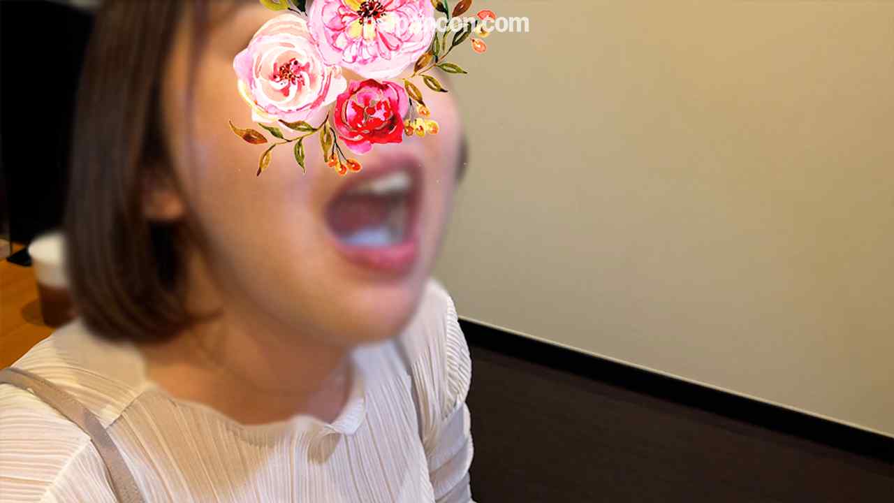 FC2-PPV-3173133 - 知的ITOL紗香さんが漫画喫茶に突撃フェラで３連続口内発射＆顔射☆紗香さん３回目〜漫喫突撃フェラVol.1〜 thumbnail_9.jpg