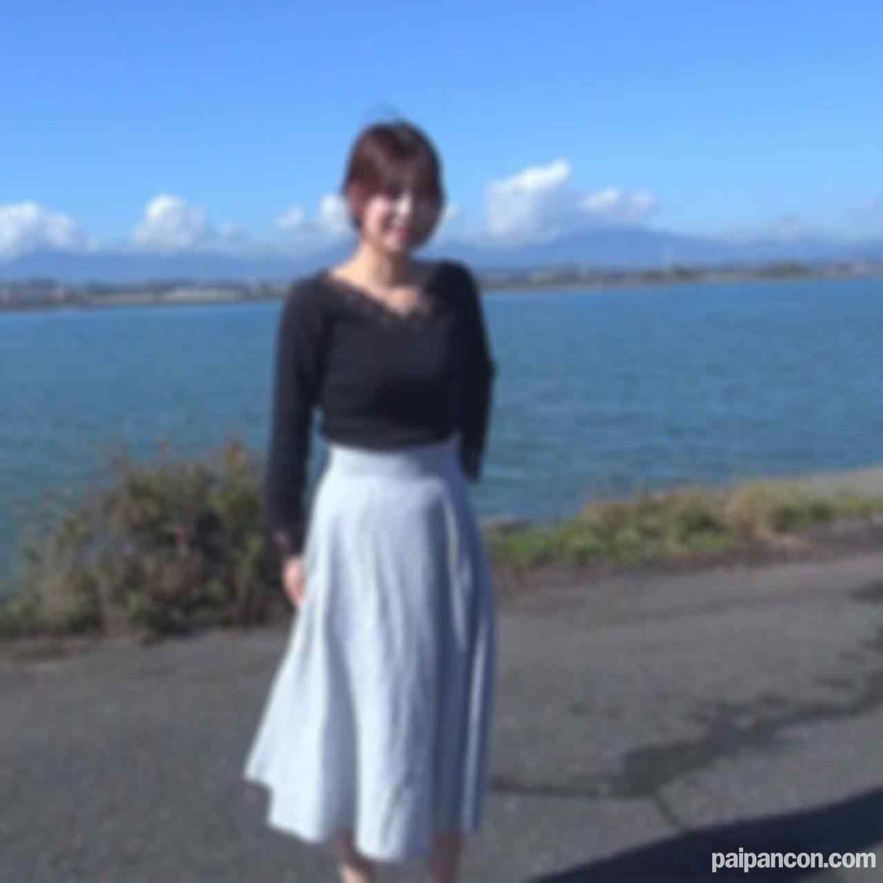 FC2-PPV-3179707 - パチ〇コ借金苦の美人妻、丸くて綺麗なお尻を突き出して中出しを受け入れる、挿れられるとイキまくるどうしようもない奥さんですね thumbnail_0.jpg