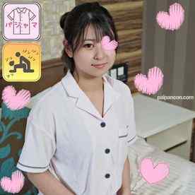 FC2-PPV-3205270 - 【パジャマ★モナシ】パジャマdeおじゃま♥またかいな！18歳リアルティーン娘♥大きな瞳の口●●リちゃん♥形のキレイなDカップおっぱい♥初めてのおもちゃでいっぱいイッちゃった