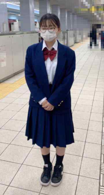 FC2-PPV-3338623 - 【#74-2】芋で眼鏡な文学処女、久しぶり二度目のハメ撮りエッチ。駅のトイレで露出。剛毛ピュアまんこにまた中出しされて妊娠不可避。♡両想い♡ cover.jpg