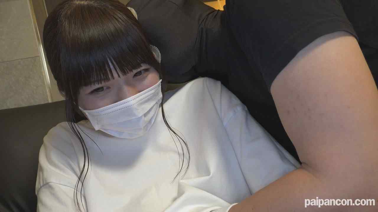 FC2-PPV-4049425 - ★プチ顔出し★素人さんがえっちな事をしにやってきた！ケース＃18　都会にはいないタイプ、経験人数1人だけガチ素人でも陰毛が不自然な　みかちゃん（18）の場合【特典付き】 thumbnail_2.jpg