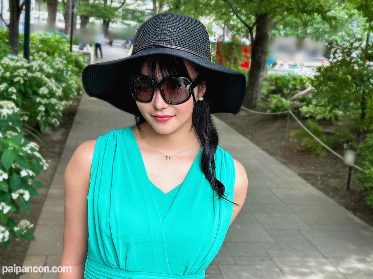 FC2-PPV-4528848 - 【9/10まで特別価格で販売中！！】【グラサン筋肉巨乳】SARA 25歳 ハリウッド級Hカップスーパーモデルを奇跡のナンパゲット！ホテル連れ込み極上おっぱい、腹筋、唇、ま○こに生中出し3P個人撮影 thumbnail_1.jpg