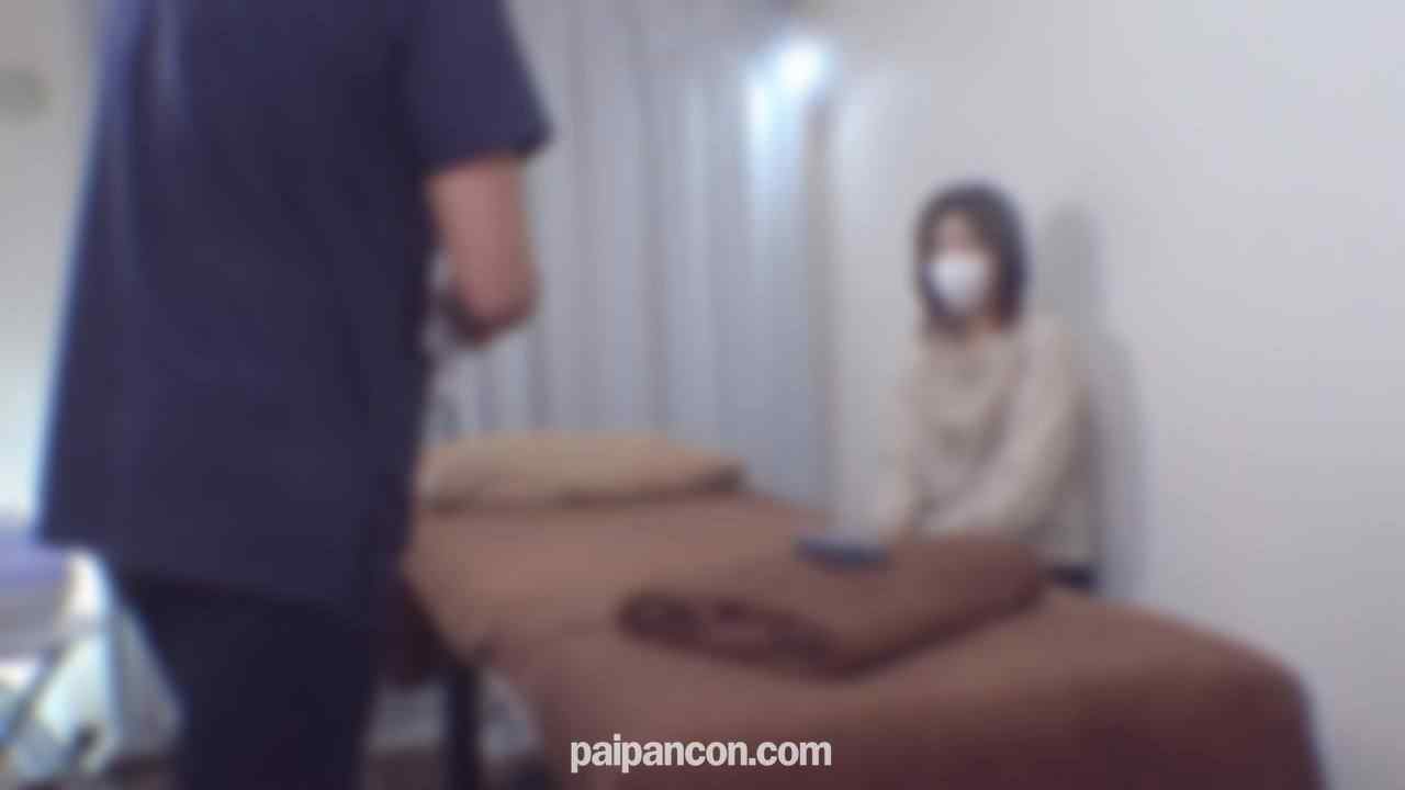 FC2-PPV-4705951 - 6/22日迄新作セール半額！【無/ハメ】おとなしそうで、ちょっと控えめな感じの女性が来店してくれました。小柄できめの細かいお肌のOLさんとても美しいヒップラインです。アンダーヘアがふさふさしていて、興 thumbnail_0.jpg