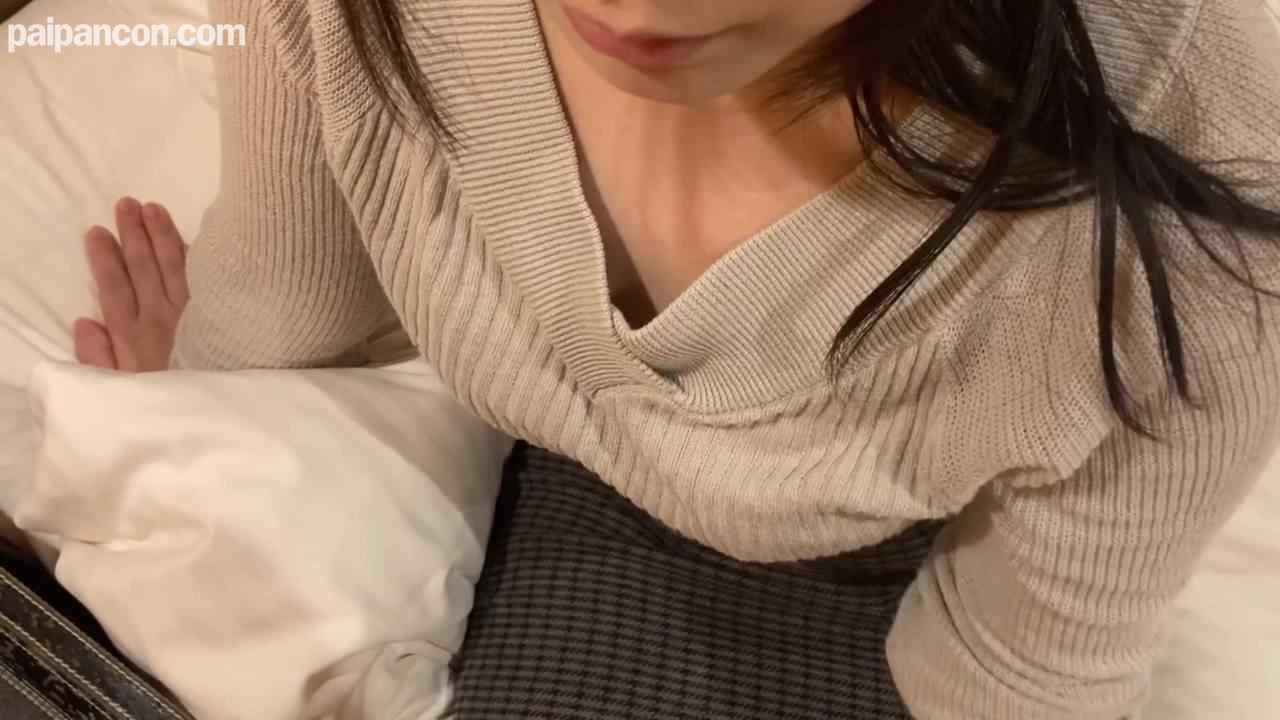 FC2-PPV-4741616 - 旦那の稼ぎが少ない結婚一年目の若妻さんｗ　嫌々ハメ撮りされて、中出しされますｗｗ thumbnail_2.jpg