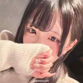 FC2-PPV-4742660 - 24日まで990pt!! ※モなし【ガチ素人初撮影】 19歳大学後輩美女に大量生中出し