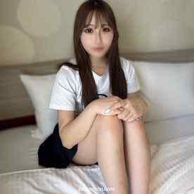 FC2-PPV-4972235 - 顔出し再販！【無】【中出し】インフルエンサーのミニマム美女とイチャイチャSEX。フェラテクもあり、足も舐めてくれた。だいしゅきホールドからの中出しで愛を確かめ合いました。※特典あり